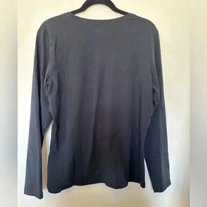 Never Worn Black Long Sleeve GAP Tee